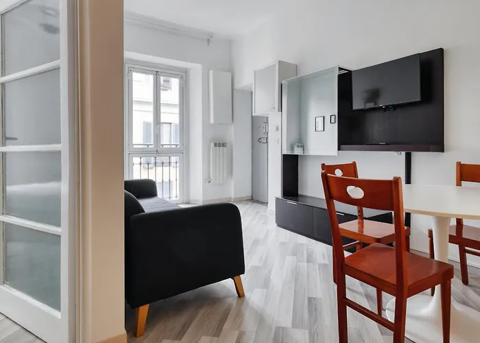 Joivy Stylish 2-Bed Flat, Easy Access To Centre